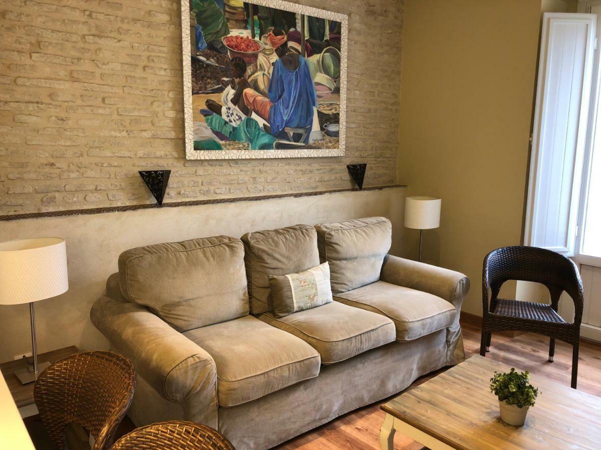 Life Apartments San Vicente إشبيلية المظهر الخارجي الصورة